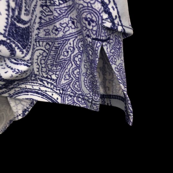 Chicos the Ultimate Tee Purple & White Paisley Tunic Top, Handkerchief Hem SZ 3 - Picture 5 of 9